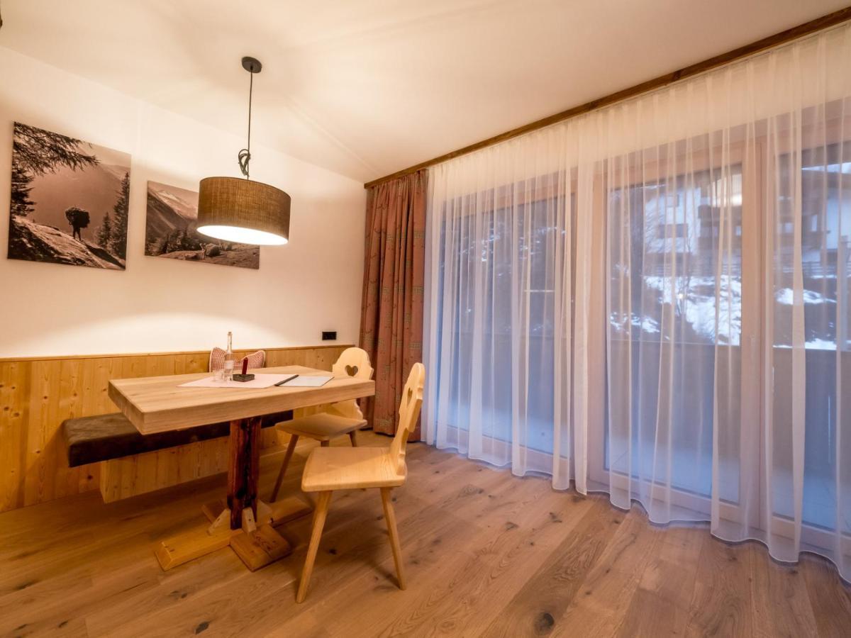 Almhittn - Luxus Appartements ฟิงเคนแบร์ก ภายนอก รูปภาพ